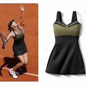 Nike Maria Tennis Dress Buitl-in Bra DriFiT
